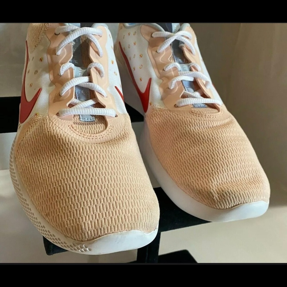 NIKE FLEX EXPERIENCE Women’s Size 12 CW5631-400